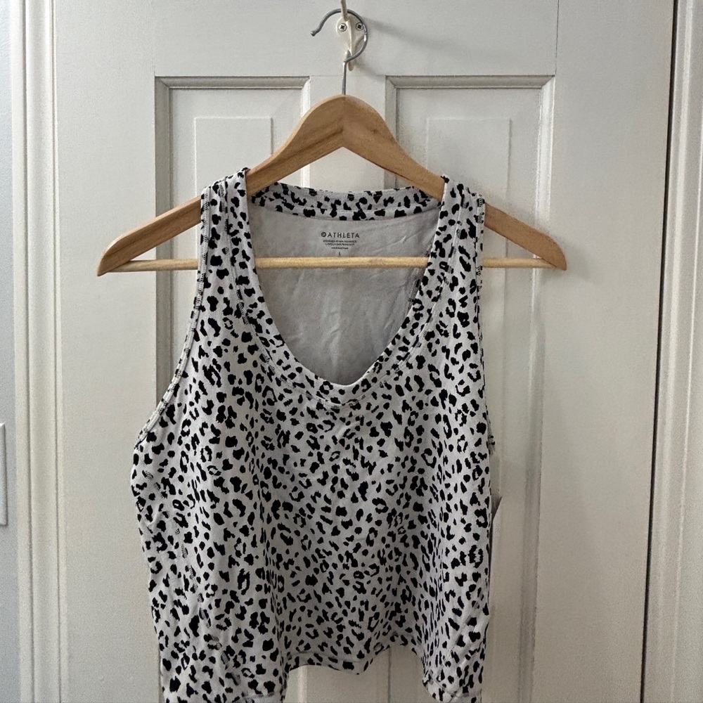 Althleta Black and White Leopard Print Tank Top Size Large